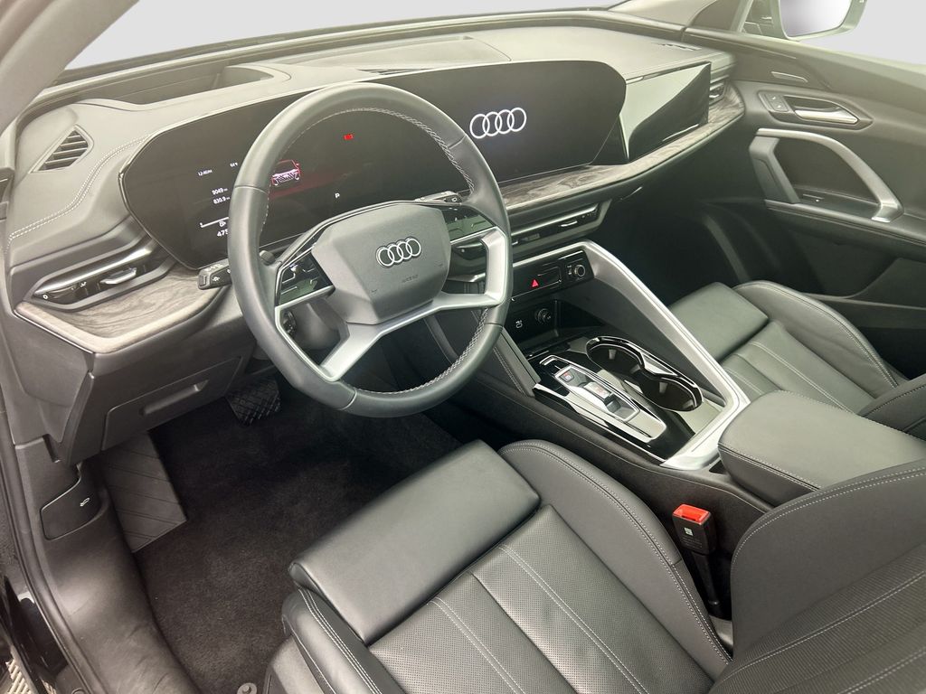 Thumbnail: 2025 Audi Q5 - 9