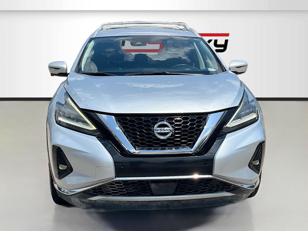 Used 2020 Silver Nissan SL image 2