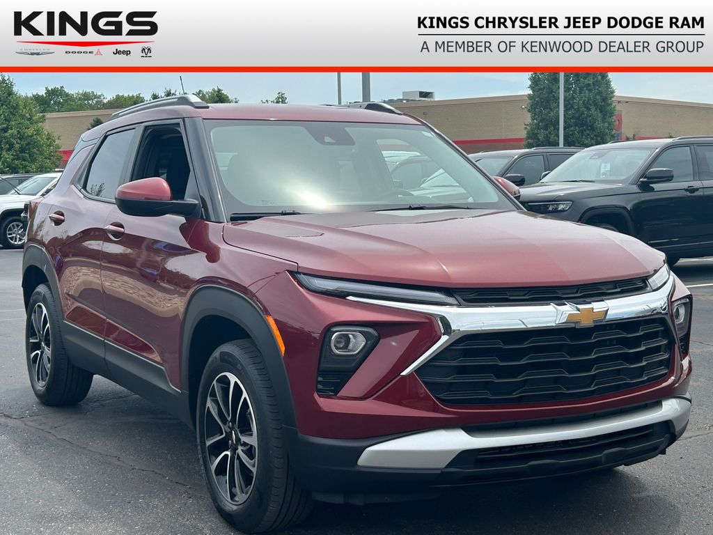 Red (Crimson Metallic) 2024 Chevrolet Trailblazer SUV / Crossover Four-Wheel Drive 9-Speed Automatic