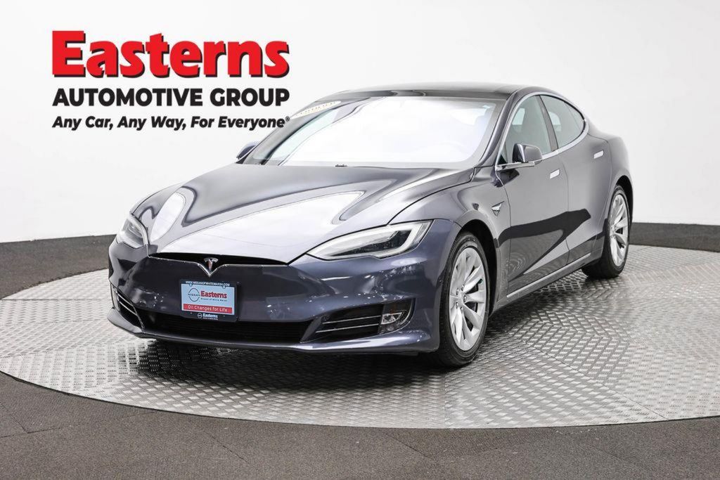 Gray 2018 Tesla Model S Sedan All-Wheel Drive 1-Speed Automatic