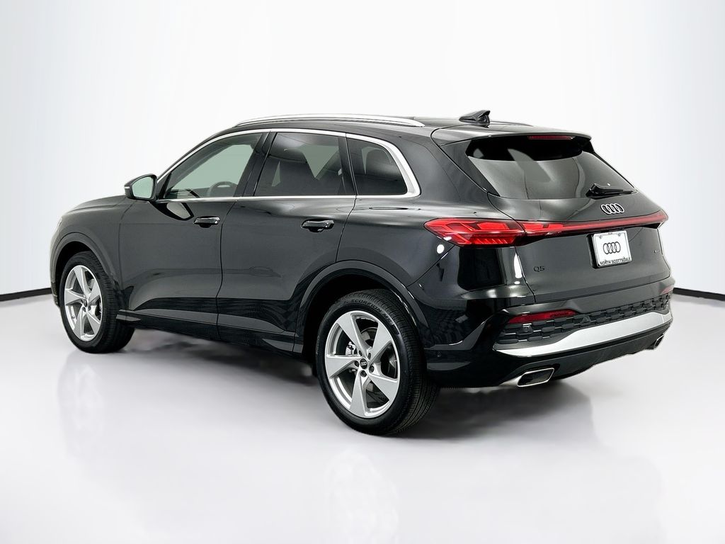 Thumbnail: 2025 Audi Q5 - 7