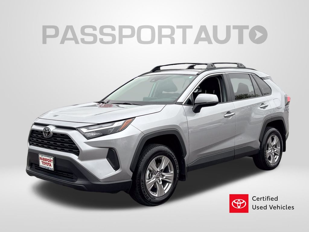 2025 Toyota RAV4 XLE AWD