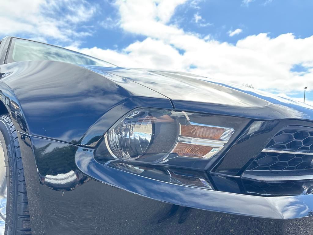 2011 Ebony Ford Mustang V6 Premium RWD Coupe