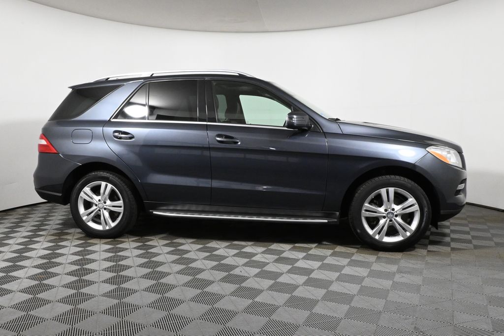 Thumbnail: 2015 Mercedes-Benz M-Class - 8