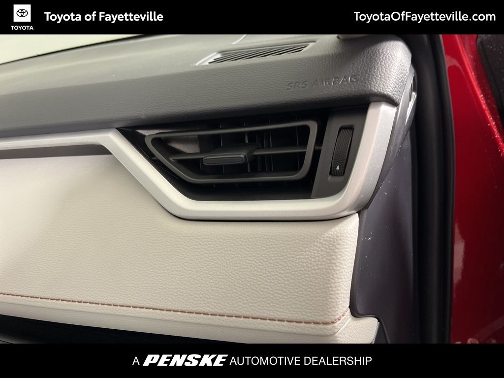 Thumbnail: 2025 Toyota RAV4 - 9