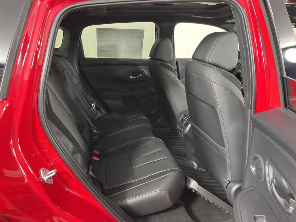 Thumbnail: 2025 Acura ADX - 13