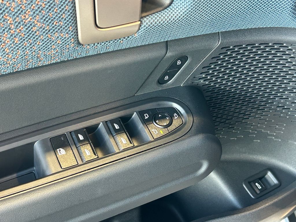 Thumbnail: 2026 MINI Cooper Countryman - 12