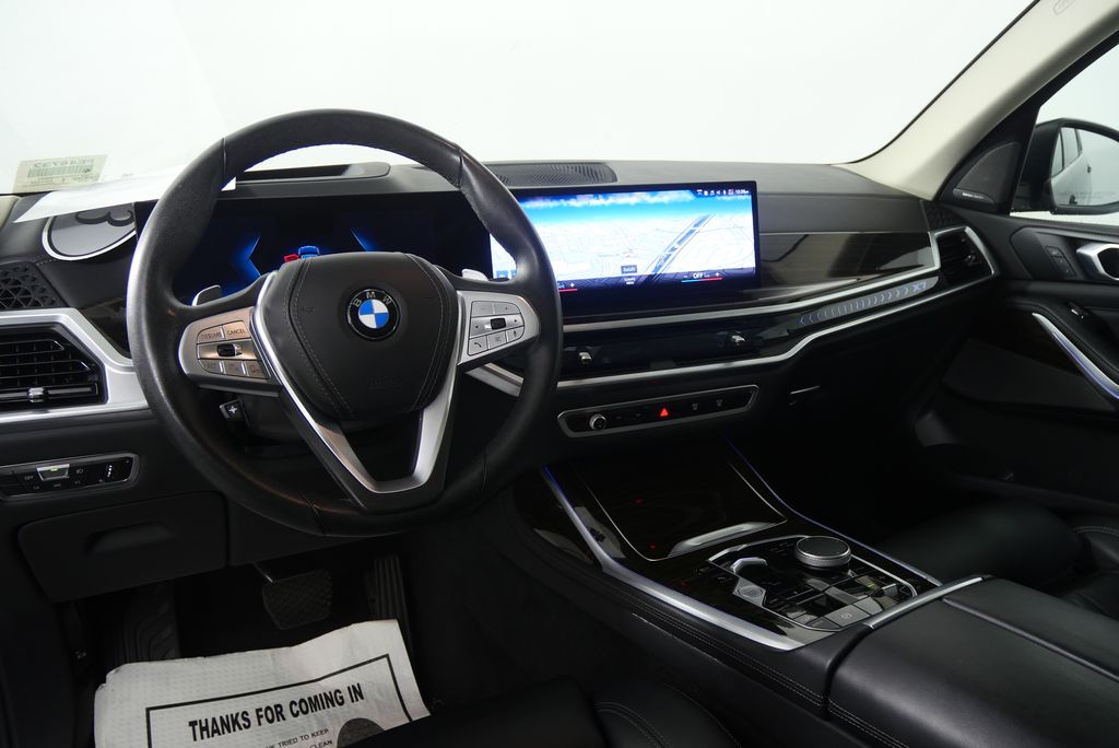 Thumbnail: 2023 BMW X7 - 18