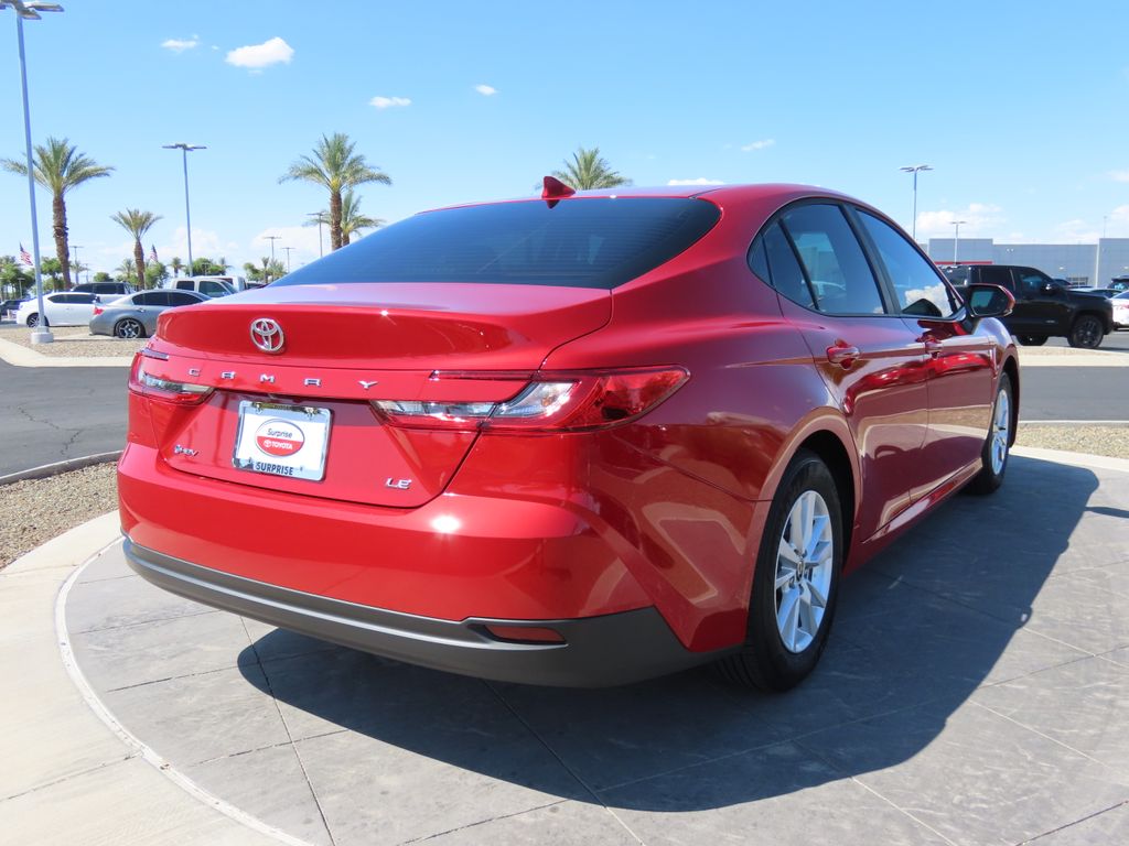 2025 Toyota Camry LE 5