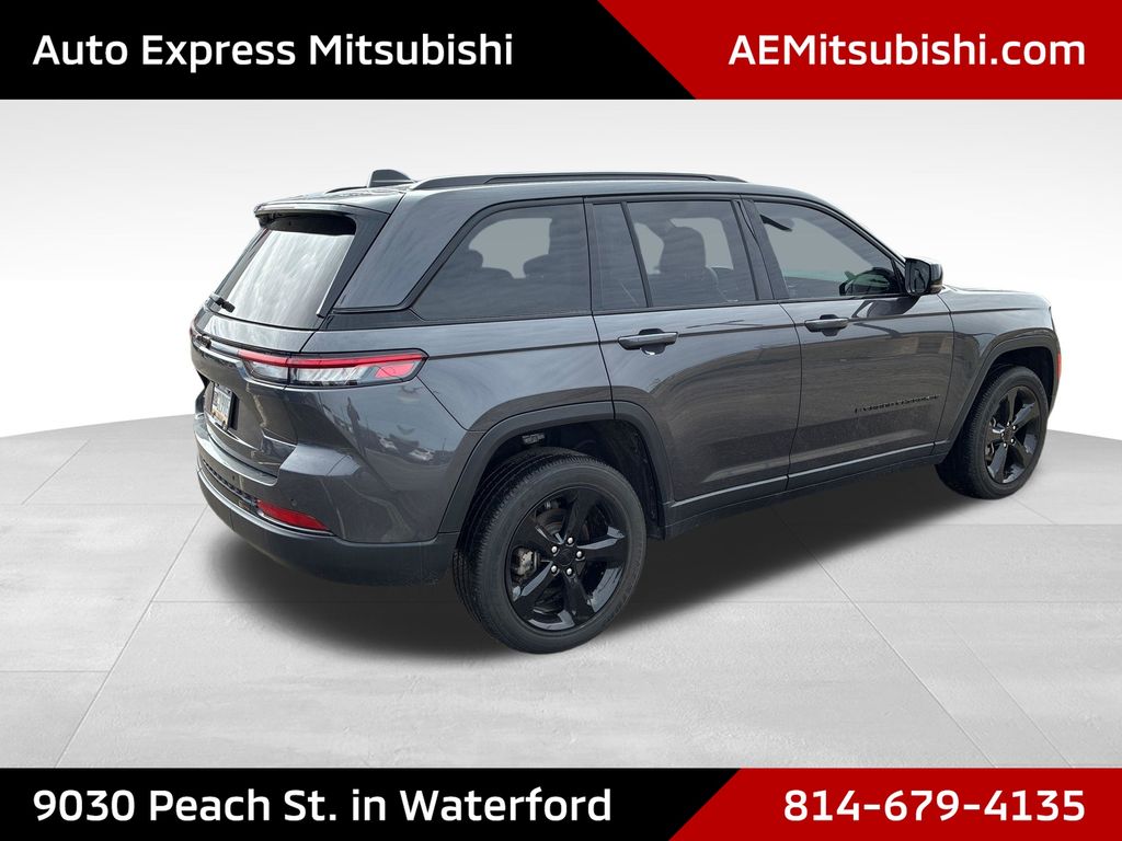 2023 Jeep Grand Cherokee Altitude X Gray at Bob Ruth Ford