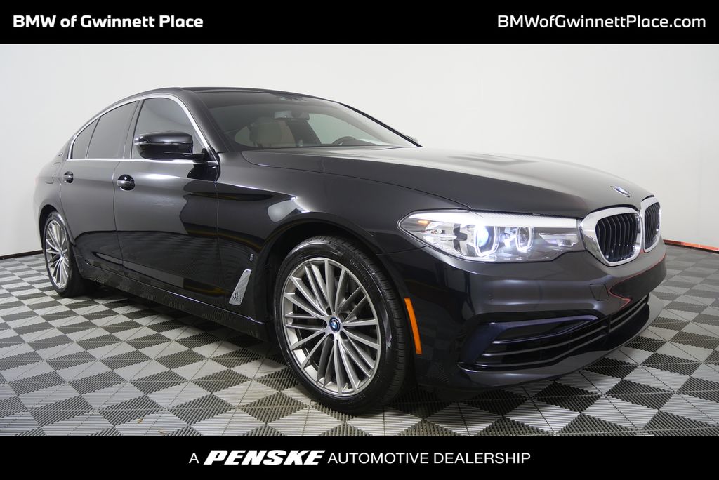 Black Sapphire Metallic 2019 BMW 5 Series 530e xDrive iPerformance Sedan AWD Sedan All-Wheel Drive 8-Speed Automatic
