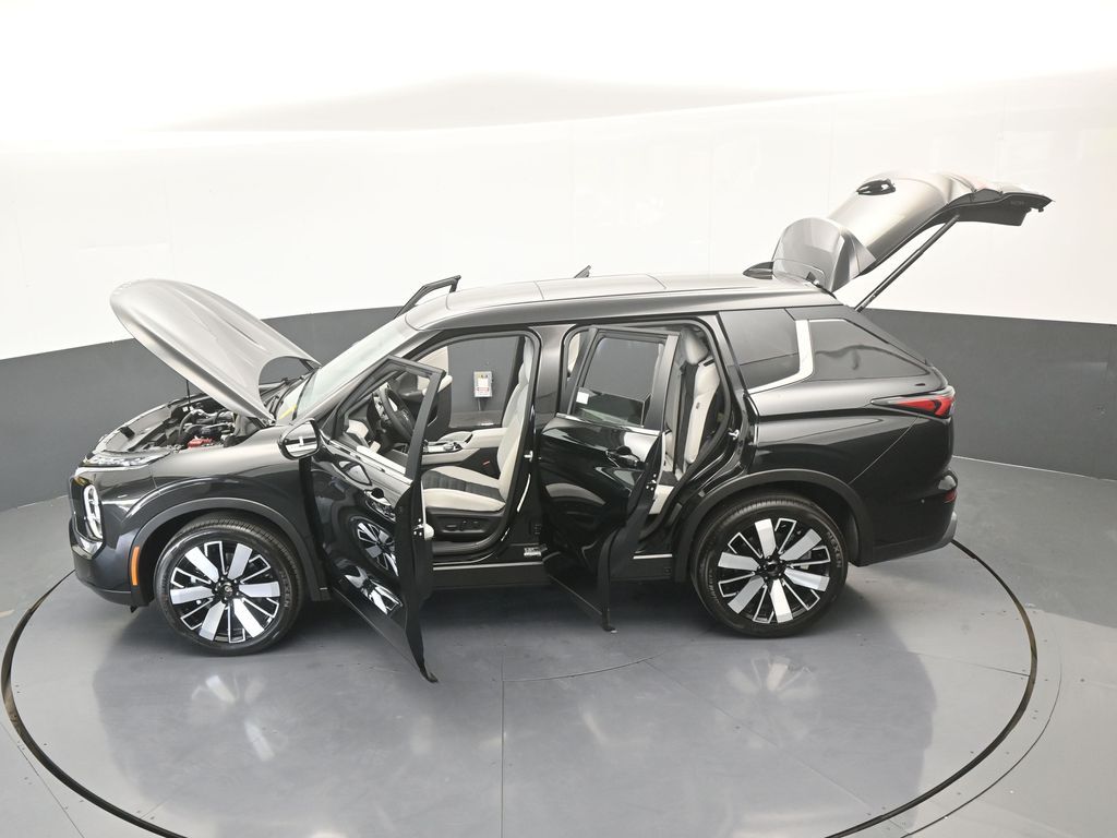 New 2026 Black Diamond Mitsubishi SE image 70