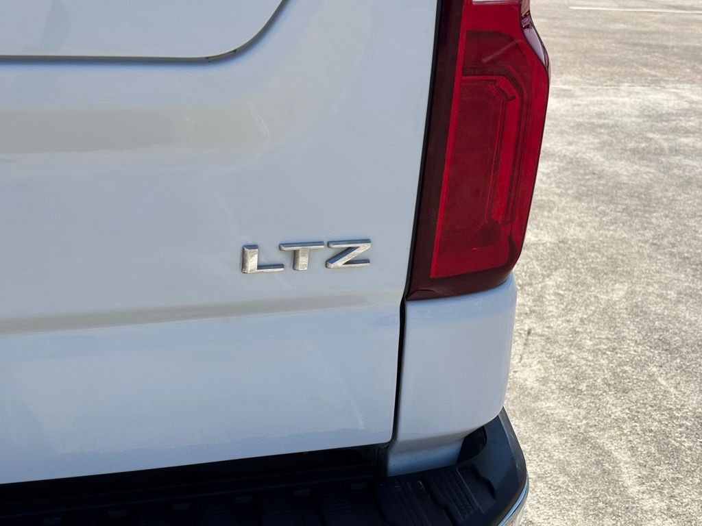 2024 Chevrolet Silverado 1500 LTZ - 10
