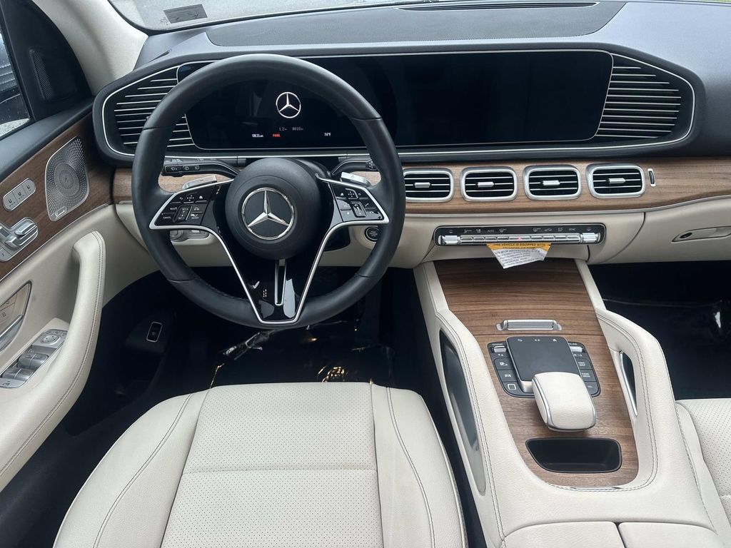 Thumbnail: 2026 Mercedes-Benz GLE - 20