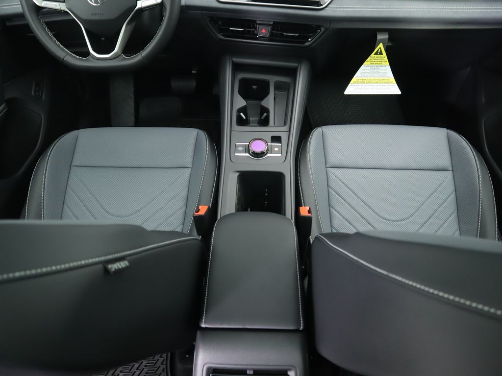 Thumbnail: 2026 Volkswagen Tiguan - 16