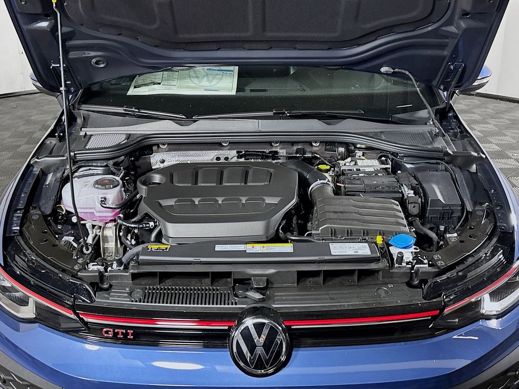 2025 Volkswagen Golf GTI 2.0T SE