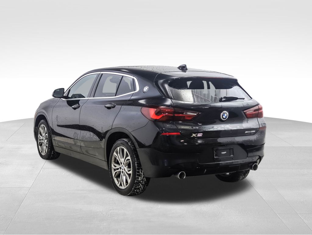 Thumbnail: 2021 BMW X2 - 3