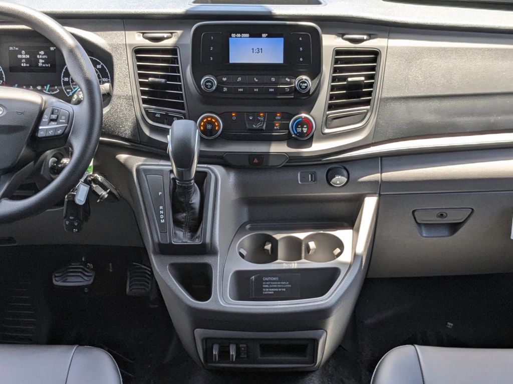 2025 Ford Transit 250