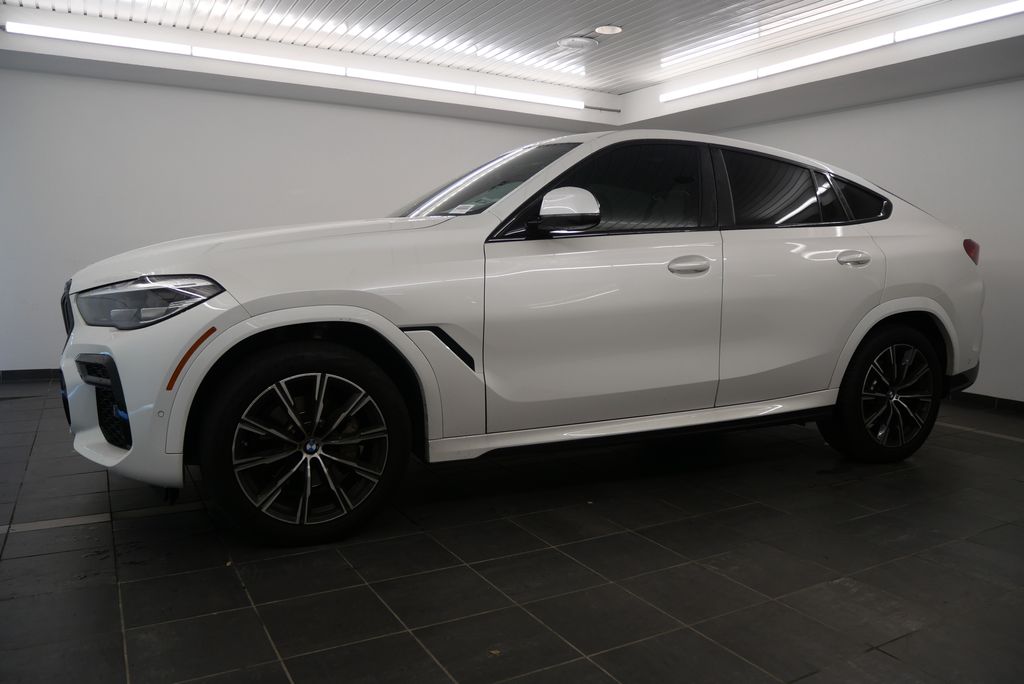 2022 BMW X6 xDrive40i 2