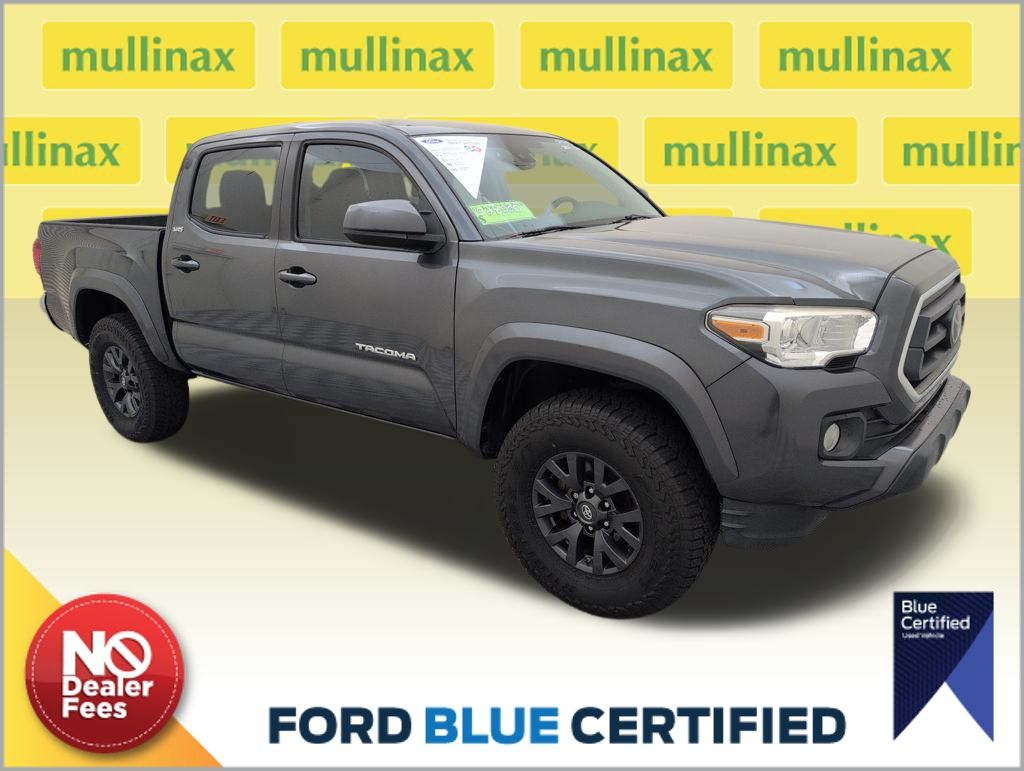 2020 Toyota Tacoma SR5's photo