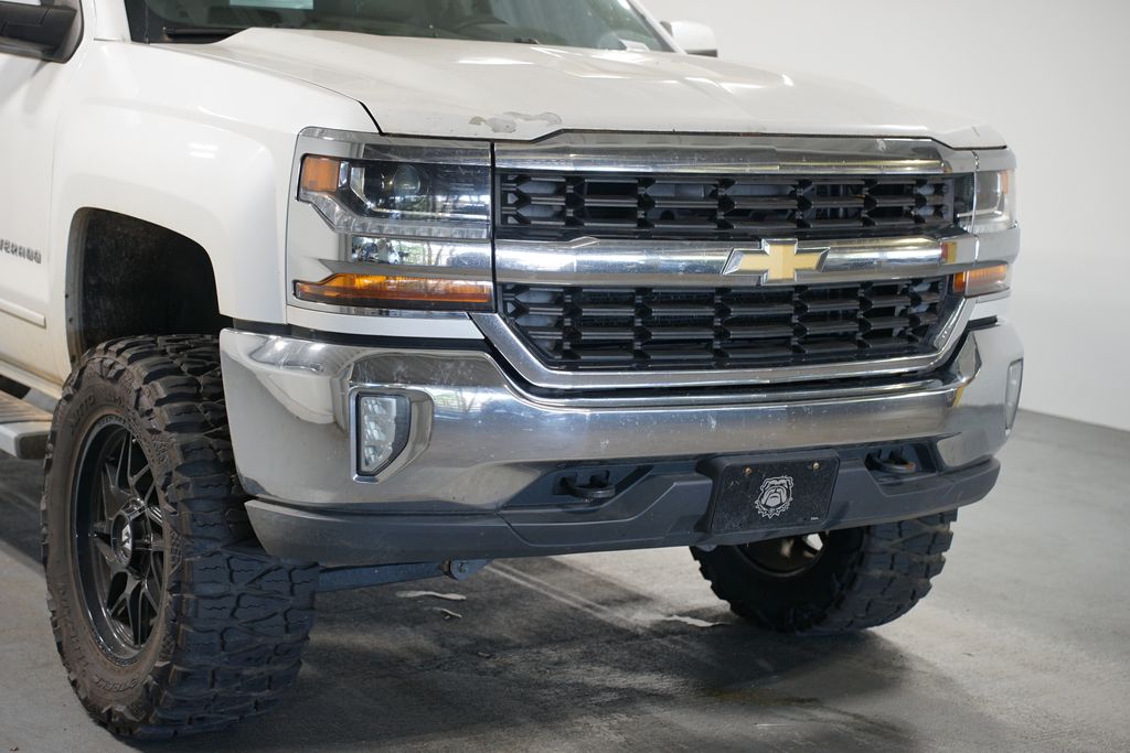 Thumbnail: 2016 Chevrolet Silverado 1500 - 4