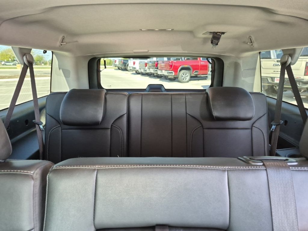 Used Car 2019 Chevrolet Suburban  Lt For Sale Under $20,000 In Austin, Texas