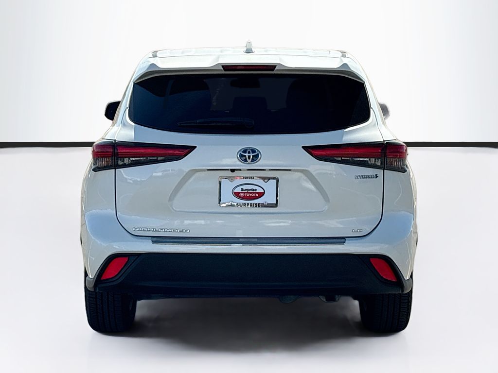 Thumbnail: 2021 Toyota Highlander - 6