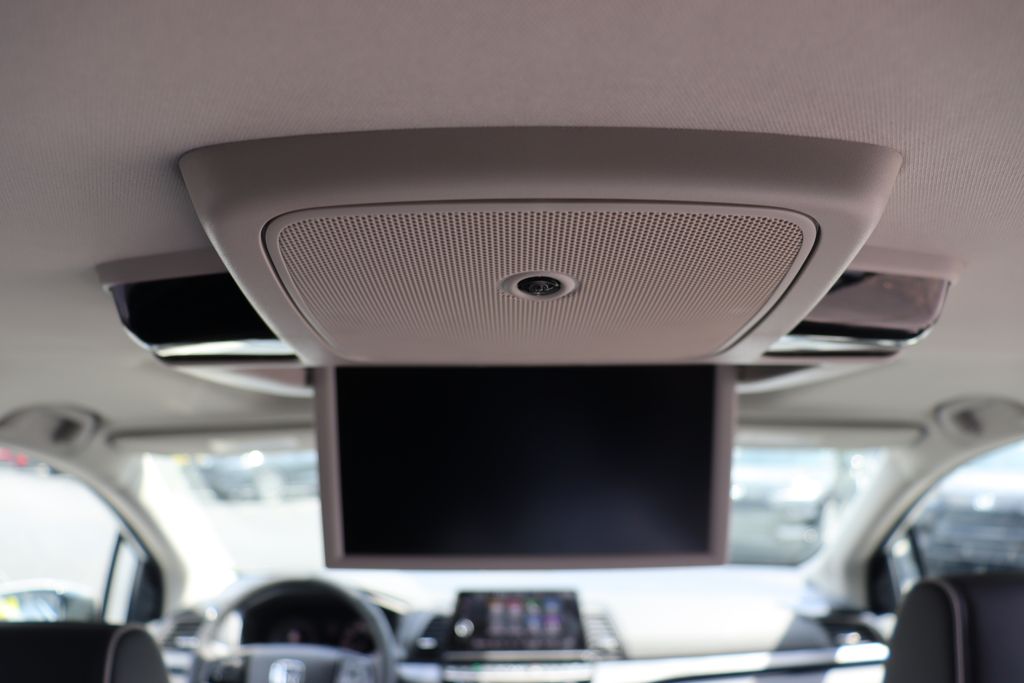 2025 Honda Odyssey Elite 17