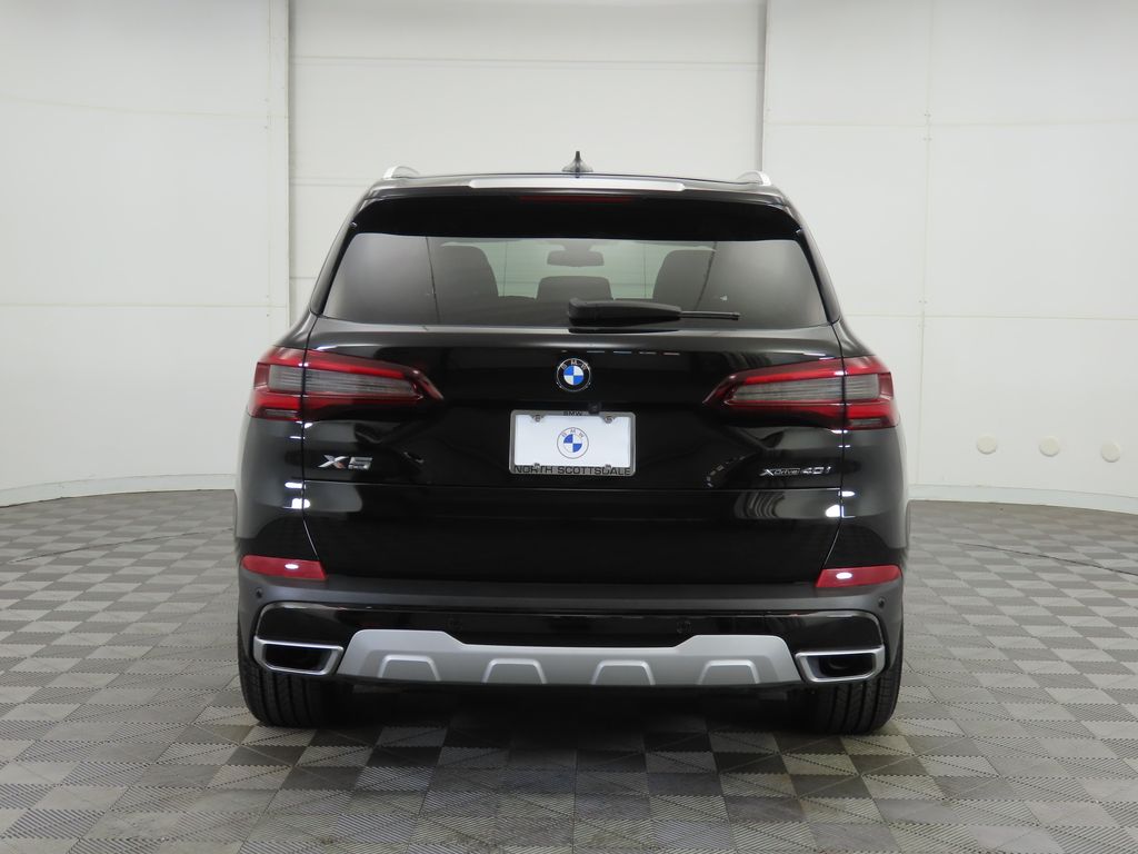 Thumbnail: 2022 BMW X5 - 6