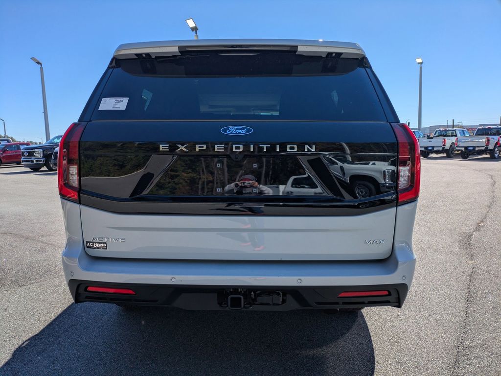 2025 Ford Expedition Active MAX