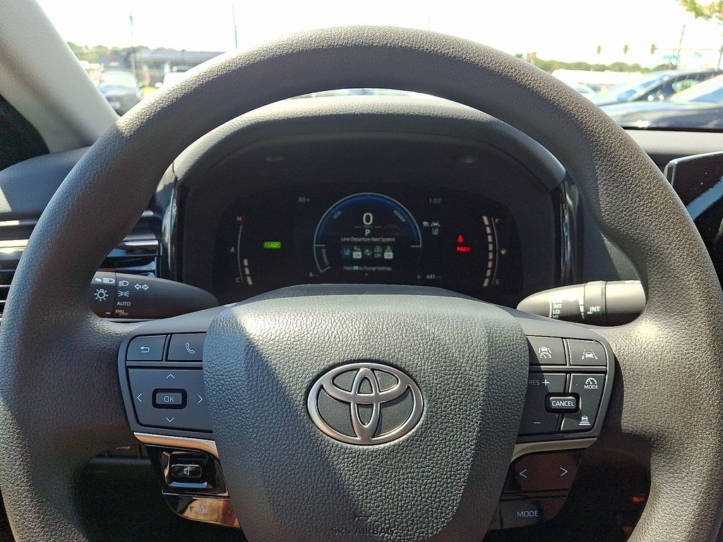 Thumbnail: 2025 Toyota Camry - 19