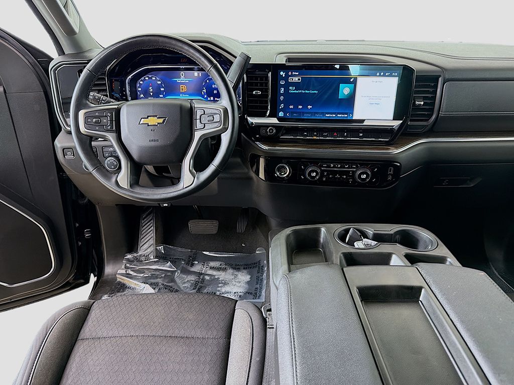 Used 2023 Black Chevrolet LT image 33