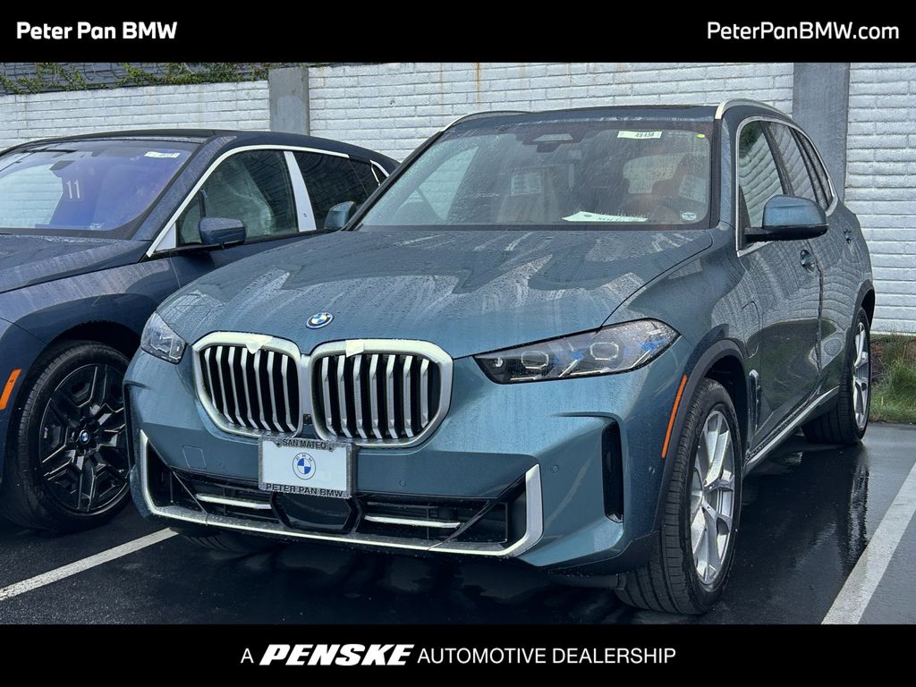 Thumbnail: 2026 BMW X5 - 1