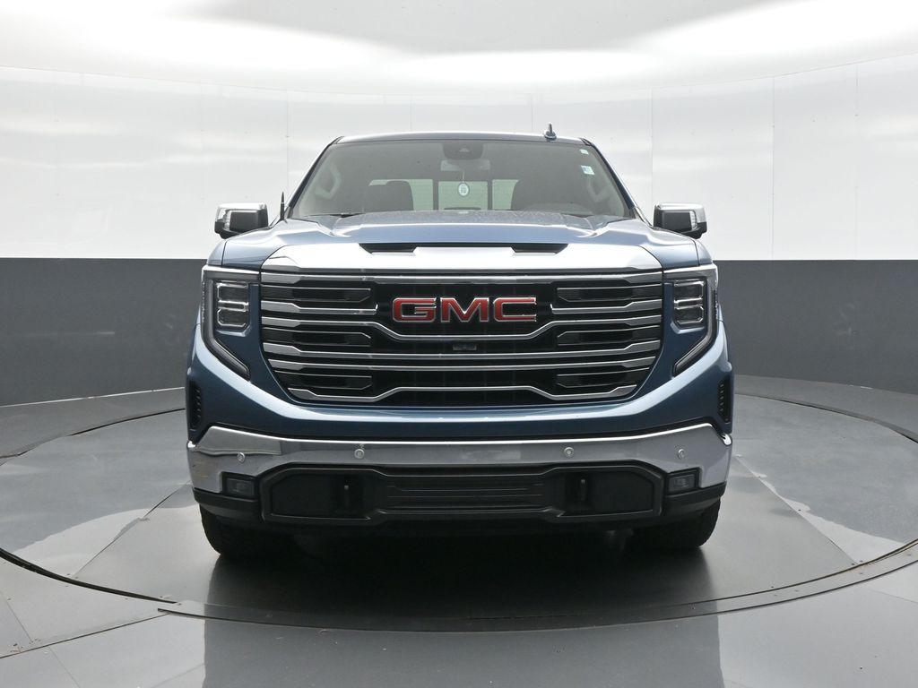 Used 2024 GMC Sierra 1500 SLT with VIN 1GTUUDED1RZ382718 for sale in Kansas City