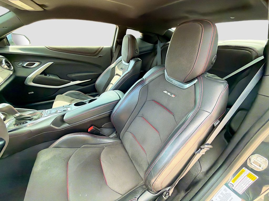 Used 2022 Gray Chevrolet ZL1 image 20