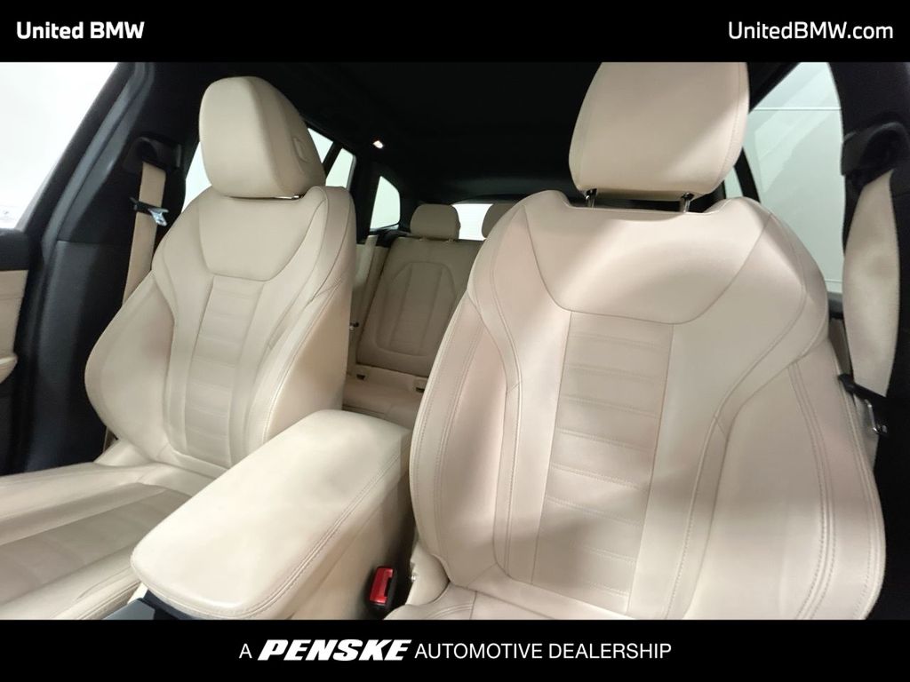 Thumbnail: 2021 BMW X3 - 13