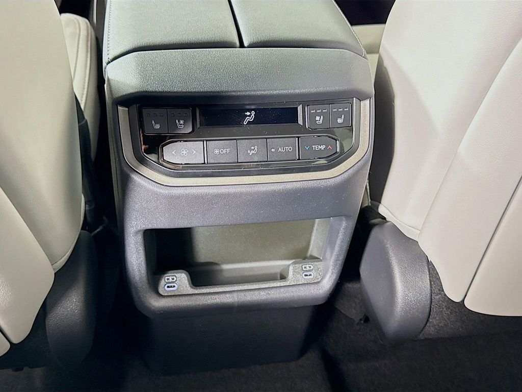 Thumbnail: 2026 Lexus TX - 18