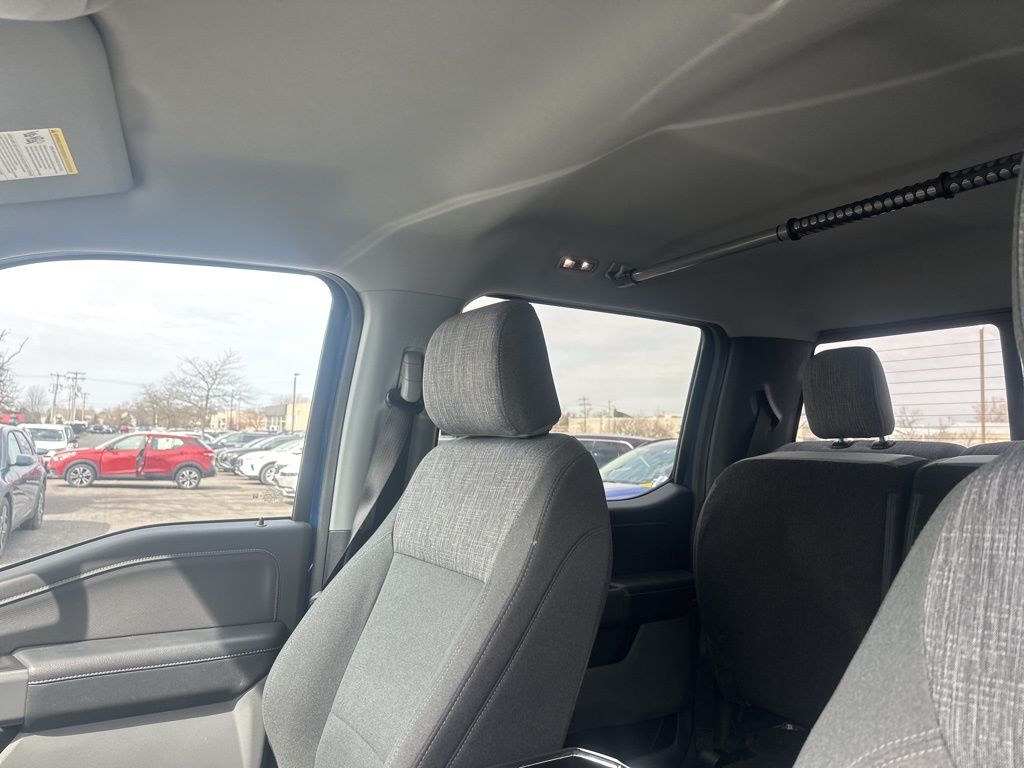 Used 2022 Blue Ford XLT image 10