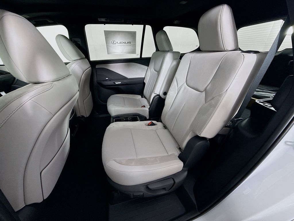 Thumbnail: 2026 Lexus TX - 17