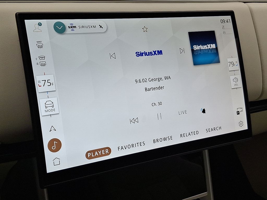 Thumbnail: 2026 Land Rover Range Rover - 15