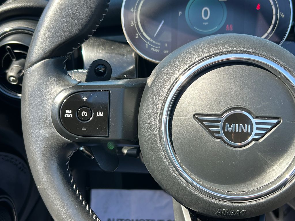 Thumbnail: 2023 MINI Cooper - 18