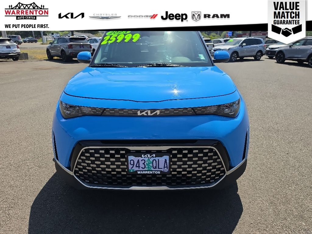 View vehicle photo 7