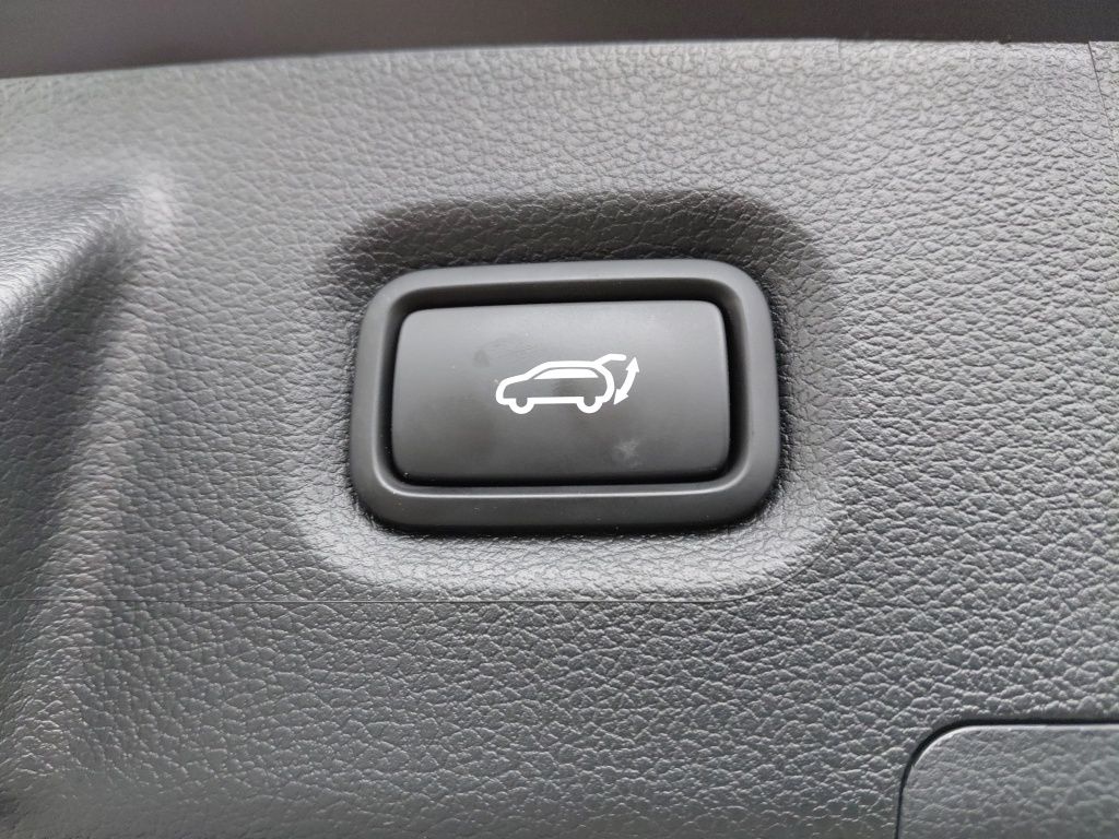 Thumbnail: 2023 Hyundai Santa Fe - 31