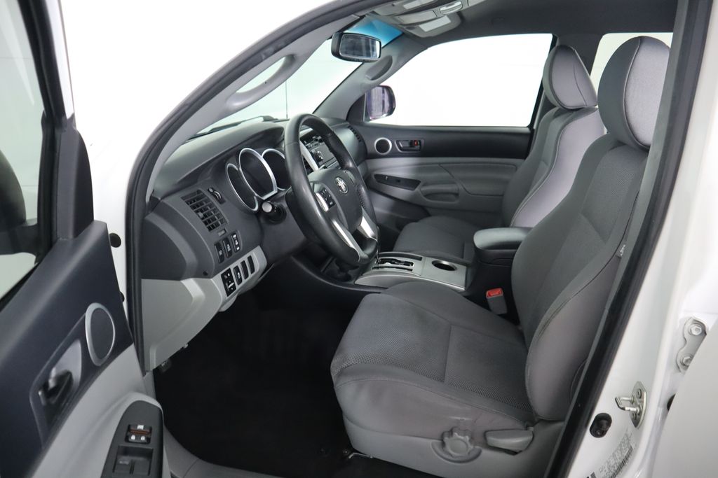 2012 Toyota Tacoma PreRunner 18