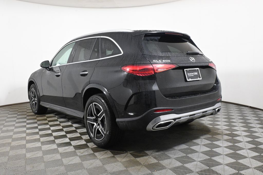 Thumbnail: 2026 Mercedes-Benz GLC - 5