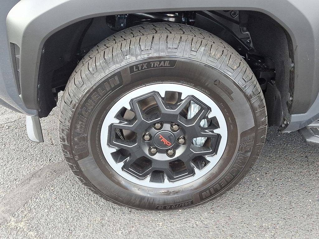 Thumbnail: 2025 Toyota 4Runner - 8