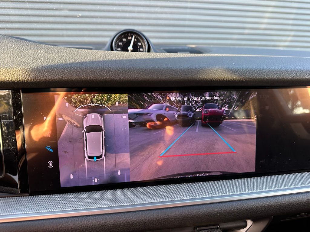 Thumbnail: 2026 Porsche Cayenne - 30