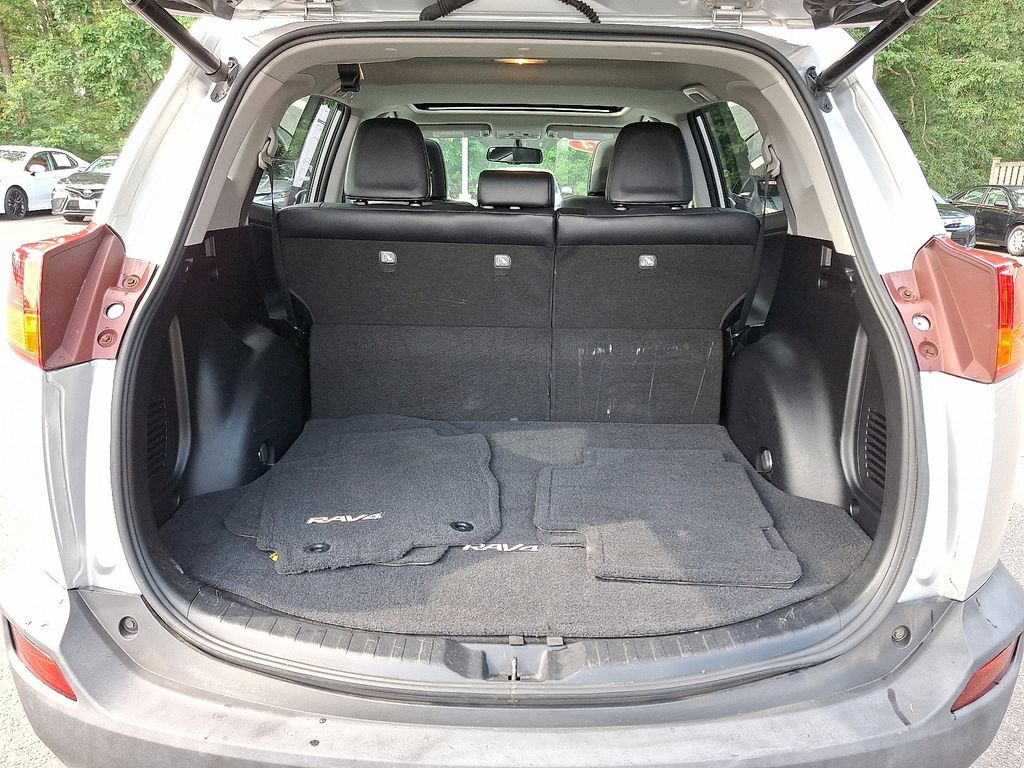 Thumbnail: 2014 Toyota RAV4 - 29