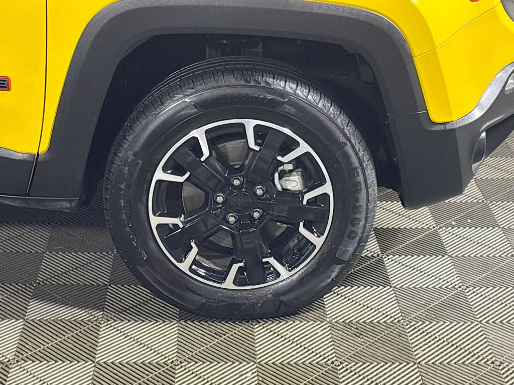 2023 Jeep Renegade Trailhawk