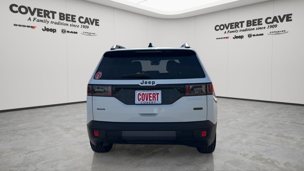 New 2026 White/off-white Jeep Overland image 8